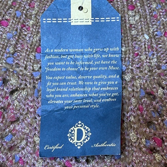 Democracy Open Weave Sweater Size Medium - Picture 6 of 9